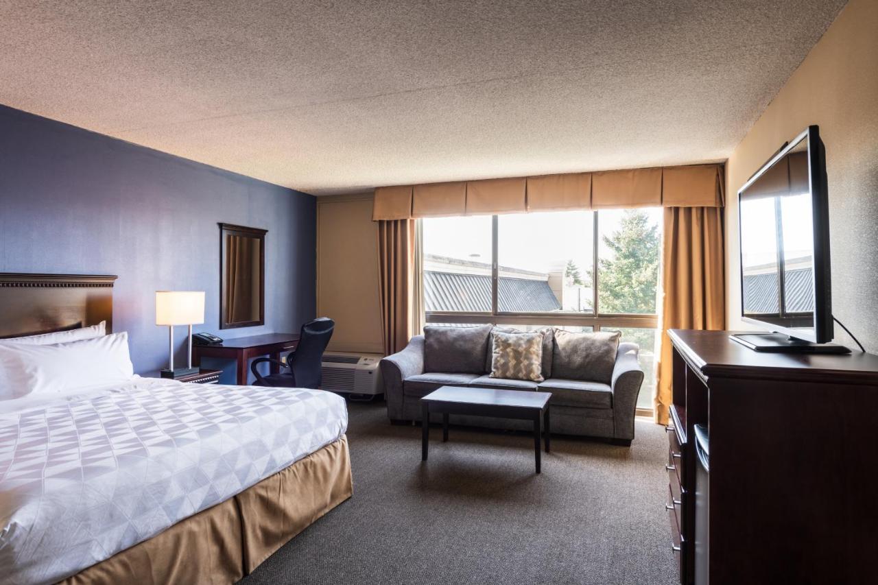 Holiday Inn South Plainfield-Piscataway By Ihg Exterior photo