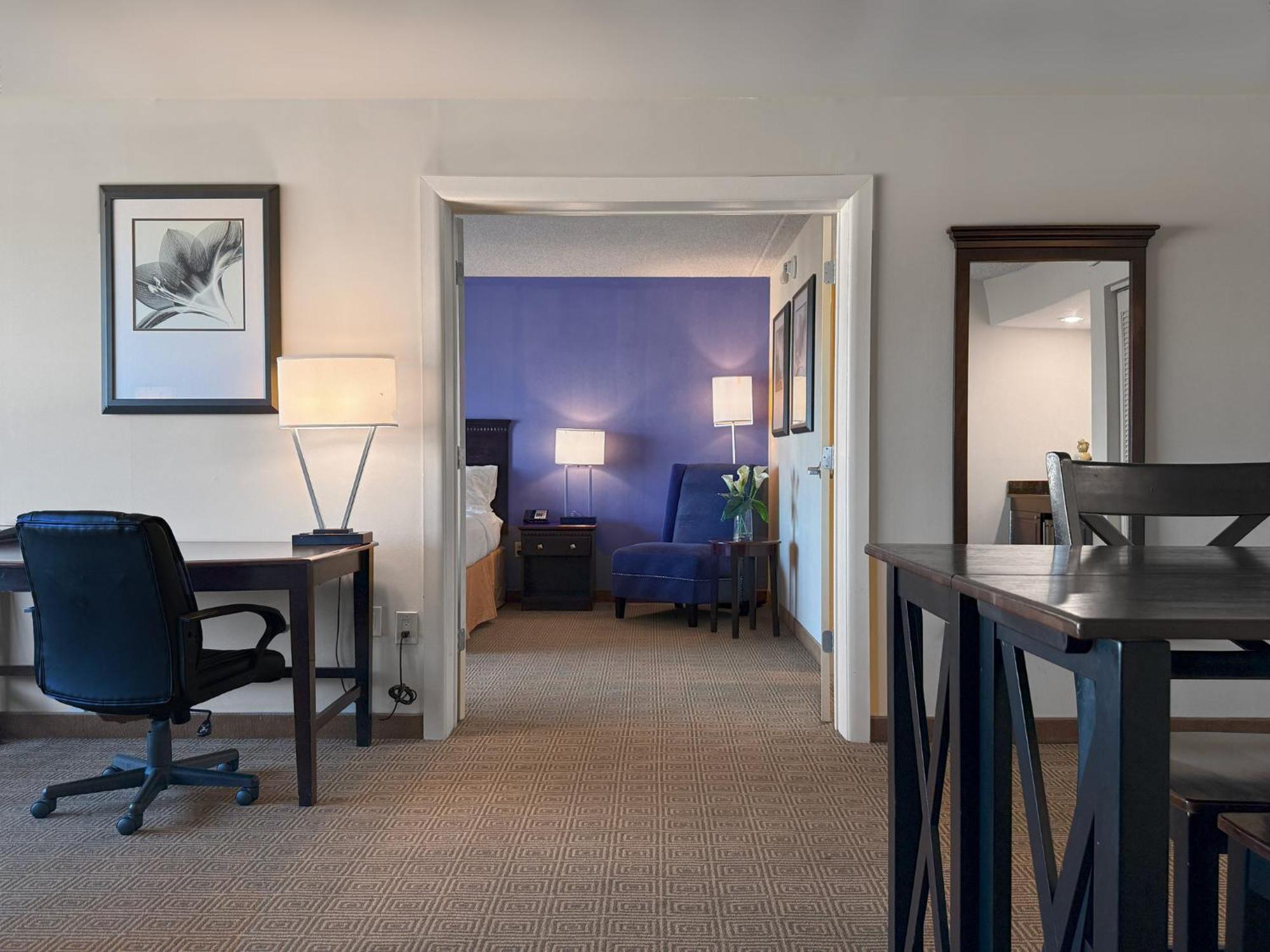 Holiday Inn South Plainfield-Piscataway By Ihg Exterior photo