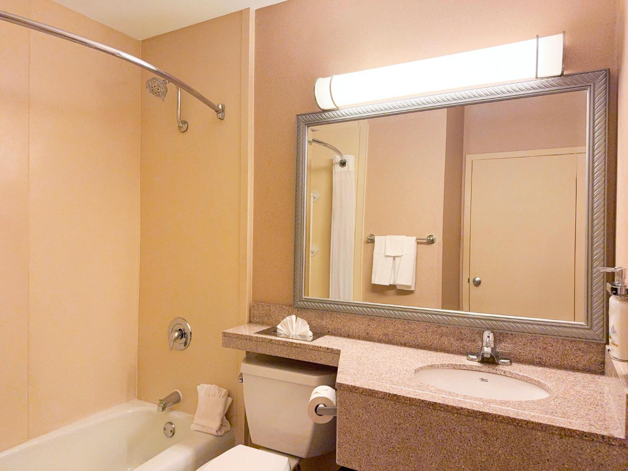 Holiday Inn South Plainfield-Piscataway By Ihg Exterior photo